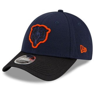 Chicago Bears Navy Black 2021 NFL Sideline Road 9FORTY Adjustable Hat