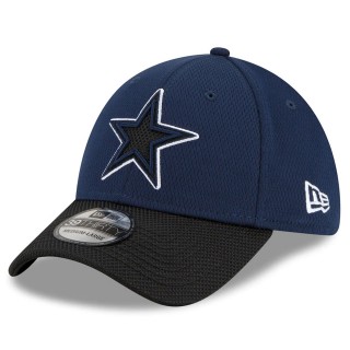 Dallas Cowboys Navy Black 2021 NFL Sideline Road 39THIRTY Hat