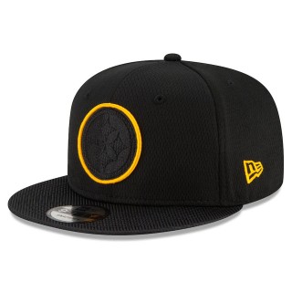 Pittsburgh Steelers Black 2021 NFL Sideline Road 9FIFTY Snapback Hat
