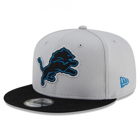 Youth Detroit Lions Gray Black 2021 NFL Sideline Road 9FIFTY Snapback Hat