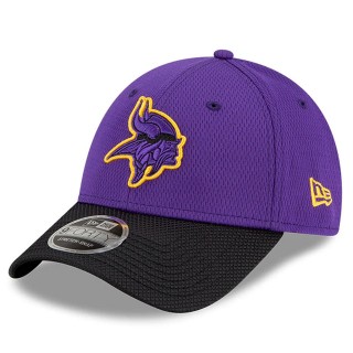 Youth Minnesota Vikings Purple Black 2021 NFL Sideline Home 9FORTY Adjustable Hat