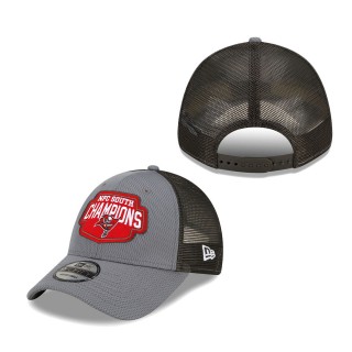 Men Tampa Bay Buccaneers Graphite 2021 NFC South Division Champions Trucker 9FORTY Adjustable Hat