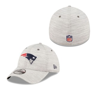 Men's New England Patriots Gray 2022 NFL Training Camp Official Coach 39THIRTY Flex Hat
